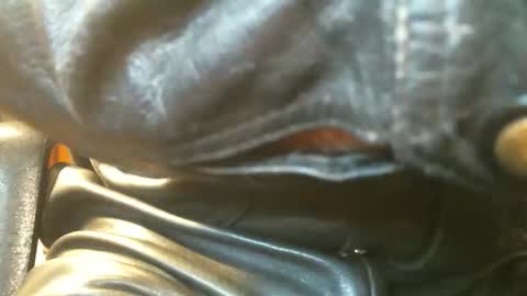Leathermotocross online show from May 18, 2:23 pm