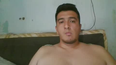 Snapshot of leche_dura122 chatting on January 26, 8:56 pm leche_dura122 online show from January 26, 8:56 pm