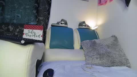 leenar_key online show from February 14, 6:29 pm