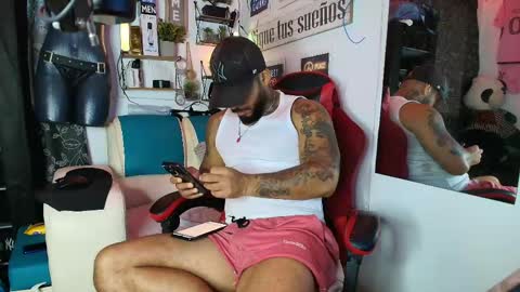 leenar_key online show from April 10, 2:57 pm