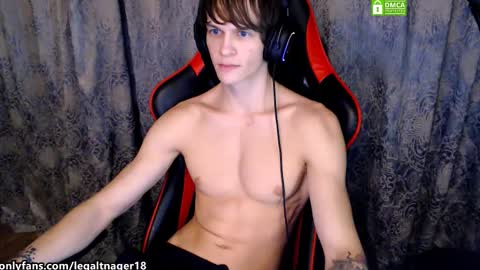 Snapshot of legaltnager18 chatting on October 21, 7:50 pm Arthur online show from October 21, 7:50 pm