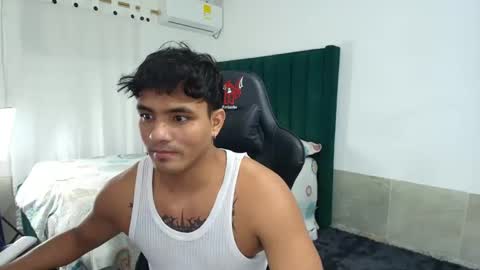 Snapshot of lei_77 chatting on September 26, 10:07 pm  Lei  online show from September 26, 10:07 pm