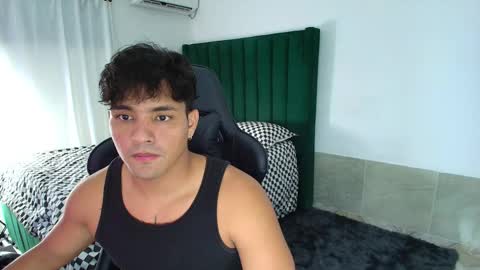  Lei  online show from February 11, 5:12 am