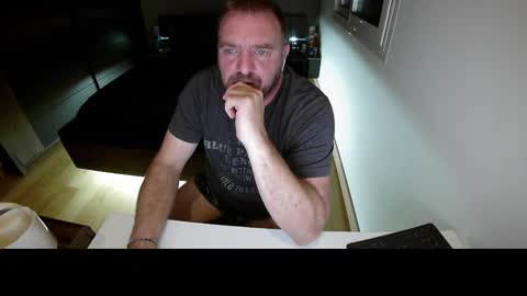 Snapshot of lemouth006 chatting on November 1, 3:10 am Ange online show from November 1, 3:10 am