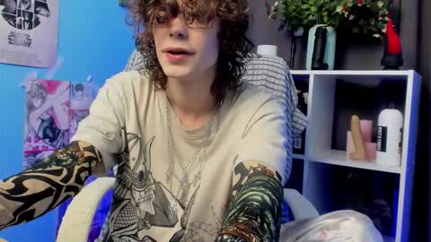 Leo online show from March 4, 10:28 pm