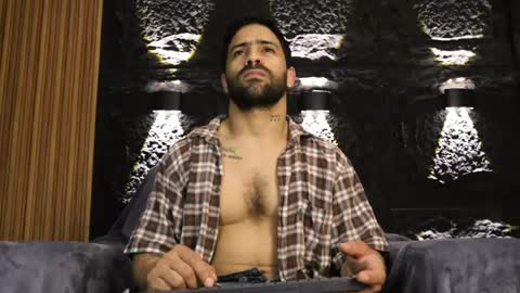 Leo  Diaz online show from May 23, 12:27 am