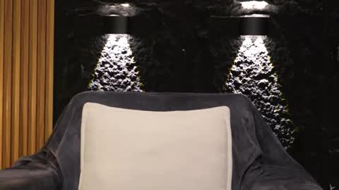 Leo  Diaz online show from February 20, 6:19 am