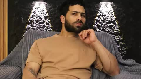 Leo  Diaz online show from March 23, 3:23 am