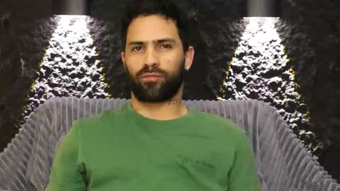 Leo  Diaz online show from March 22, 3:22 am