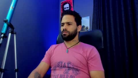 Snapshot of leo_diaz01 chatting on February 5, 2:30 am Leo  Diaz online show from February 5, 2:30 am