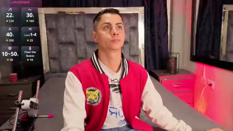 leomonnroe online show from July 14, 8:26 pm