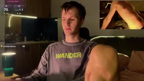 Leon online show from April 18, 9:15 pm