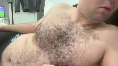 Snapshot of leoo699 chatting on February 8, 9:57 pm leoo699 online show from February 8, 9:57 pm