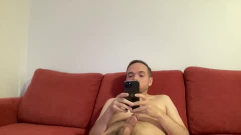 leroidesaulnes online show from November 9, 2:43 pm