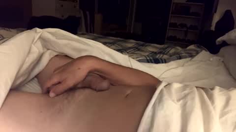 Snapshot of levec7 chatting on October 9, 2:27 am levec7 online show from October 9, 2:27 am