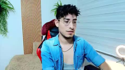 Snapshot of lex_ross chatting on September 14, 12:56 am lex ross online show from September 14, 12:56 am