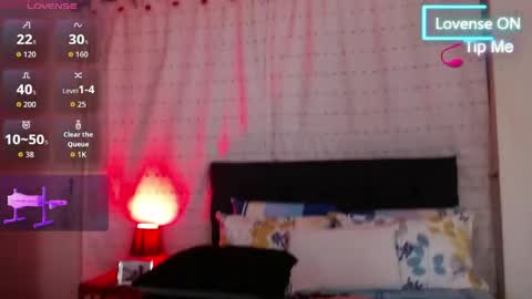 HORNYMOAN online show from April 15, 10:53 pm