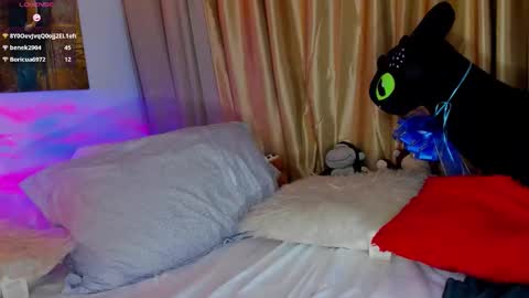 liam online show from November 5, 2:35 am