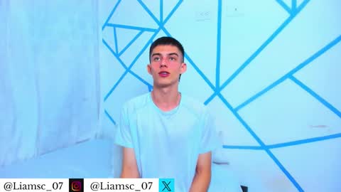 Liam scott77 online show from December 22, 2:31 am