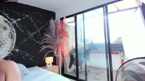 LiamDeep online show from December 14, 8:49 pm