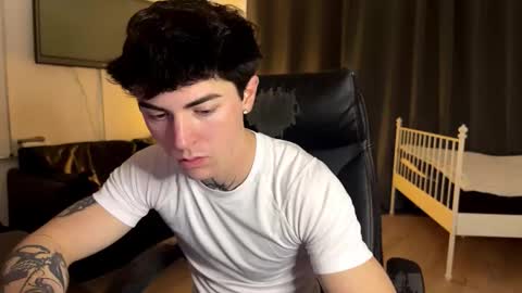 Liam online show from January 16, 2:31 pm