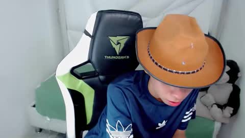 LIAR online show from February 4, 8:48 pm