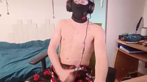 liegar606011 online show from February 3, 12:21 pm