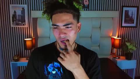 Lihan online show from November 18, 2:54 pm