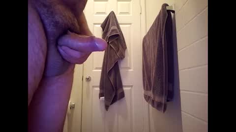 littleguyy888 online show from May 26, 10:39 pm