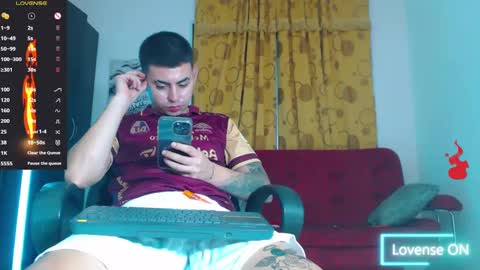 lobito_xxxl online show from October 4, 12:05 am