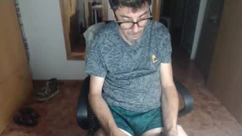 Snapshot of lobosolitario73 chatting on October 2, 12:14 am lobosolitario73 online show from October 2, 12:14 am