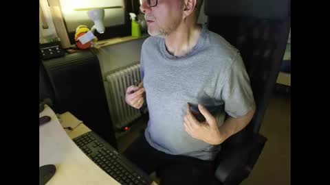 loenne1 online show from February 28, 10:31 pm