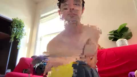 Snapshot of lofi_boi_ chatting on October 4, 12:32 pm Lofi Boi online show from October 4, 12:32 pm