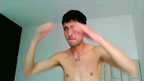 logaan_grey online show from January 5, 5:49 pm