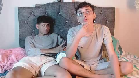 logan_willyams_ online show from October 13, 11:11 pm