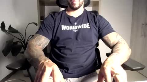 Logan Wolfp online show from July 6, 4:42 am
