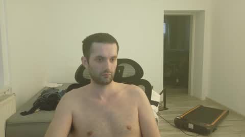 londonboy918070 online show from March 2, 11:30 am