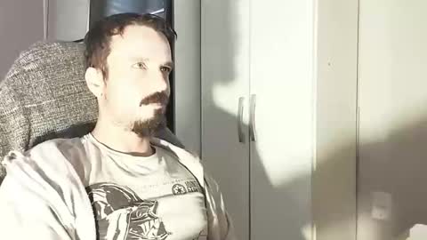 Lucas online show from December 2, 12:41 pm