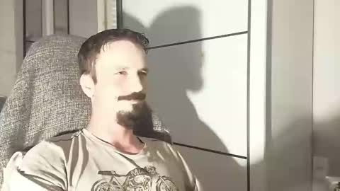 Lucas online show from February 24, 4:52 pm