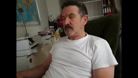 lookercgn online show from January 6, 12:02 pm