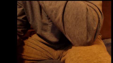 looking469 online show from November 10, 4:06 am