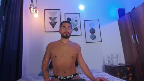 JUAN  JUAN online show from February 10, 1:33 pm