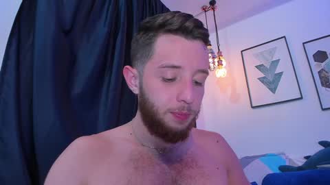 JUAN  JUAN online show from December 11, 11:00 pm