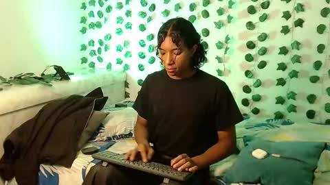 Louis Valdz online show from February 22, 12:08 pm