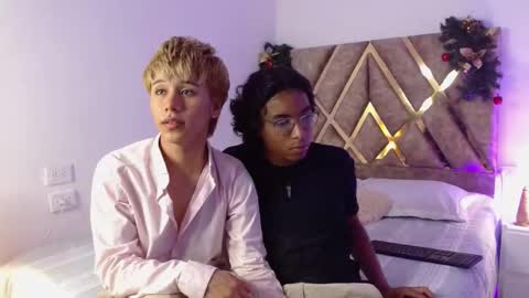 Louis Valdz online show from December 21, 8:43 pm