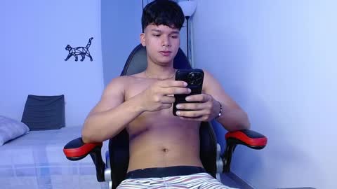 Snapshot of loushd chatting on February 7, 3:08 pm Lous HD online show from February 7, 3:08 pm