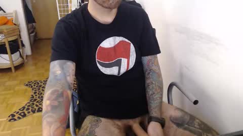 Guapito online show from December 15, 9:06 am