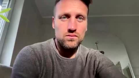 Snapshot of lovefuesse chatting on October 31, 2:20 pm lovefuesse online show from October 31, 2:20 pm