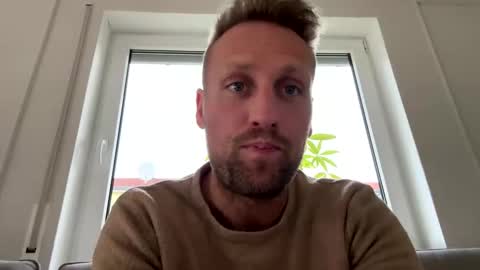 Snapshot of lovefuesse chatting on October 26, 3:25 pm lovefuesse online show from October 26, 3:25 pm