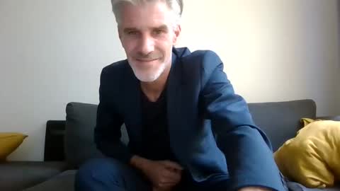 Max online show from September 9, 2:05 pm